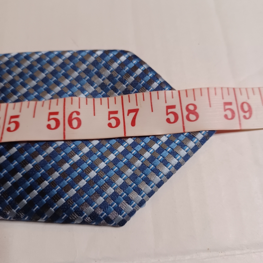 Men's Bespoke Blue Checkered 100%Silk Tie. - Picture 9 of 10